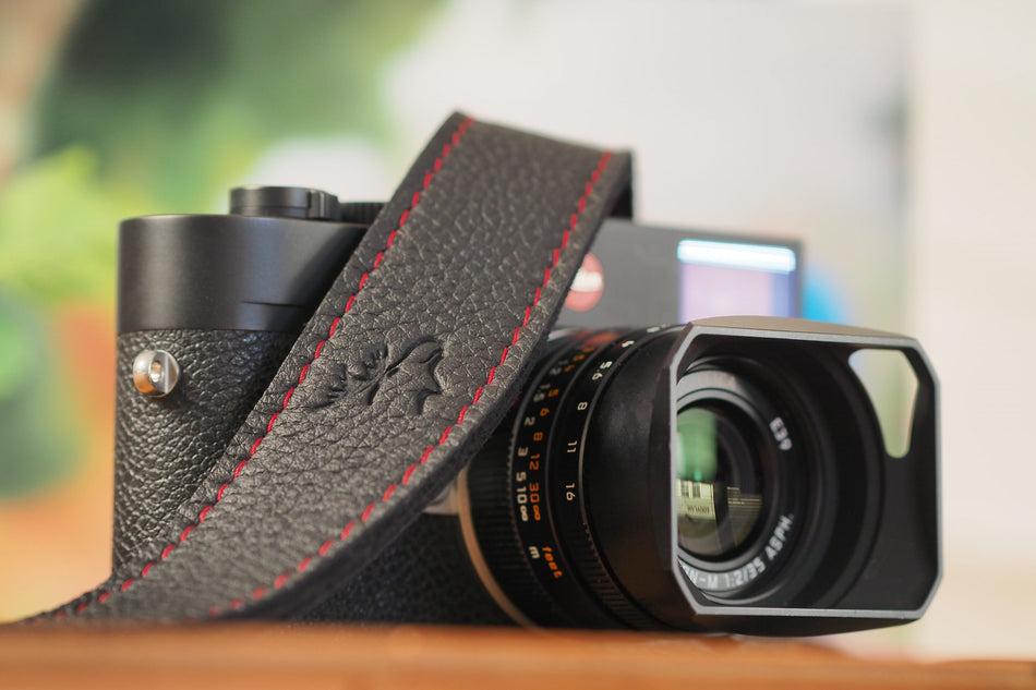 Eddycam Edition 35mm Camera Strap  black contrasting seam red