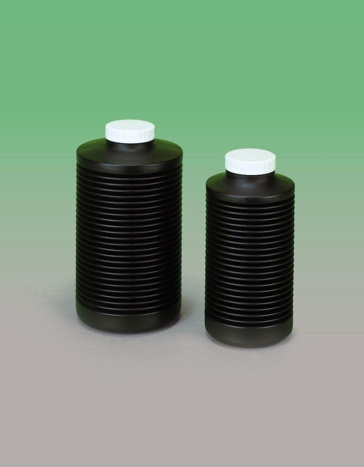 Kaiser Fototechnik 4199 Accordion Bottle, 900-2000 ml - Black-Darkroom Accessories-Kudos Cameras