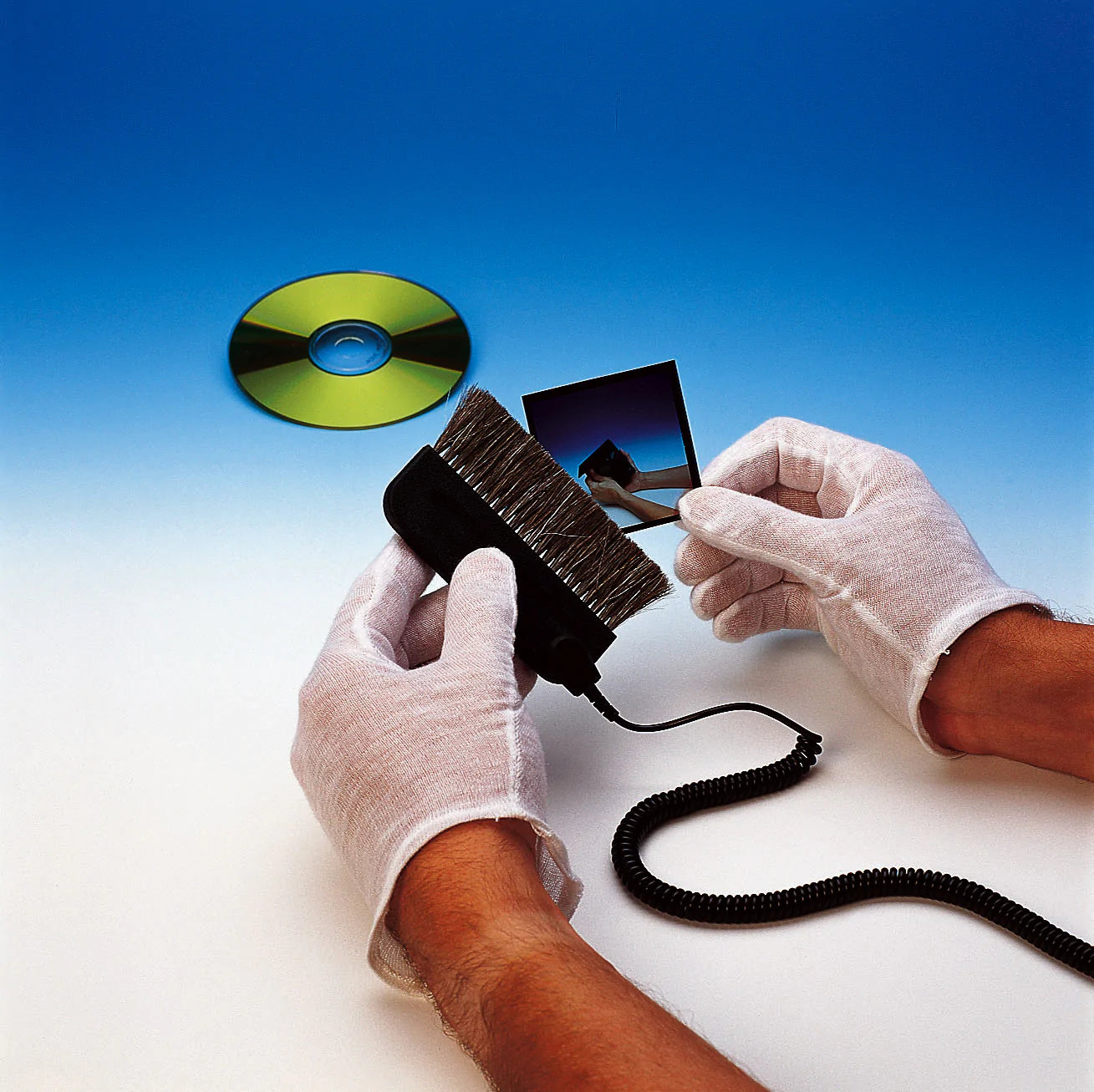 Kinetronics SW-101 StaticWisk Anti-Static Brush - 100mm with Grounding Cable-Darkroom Accessories-Kudos Cameras
