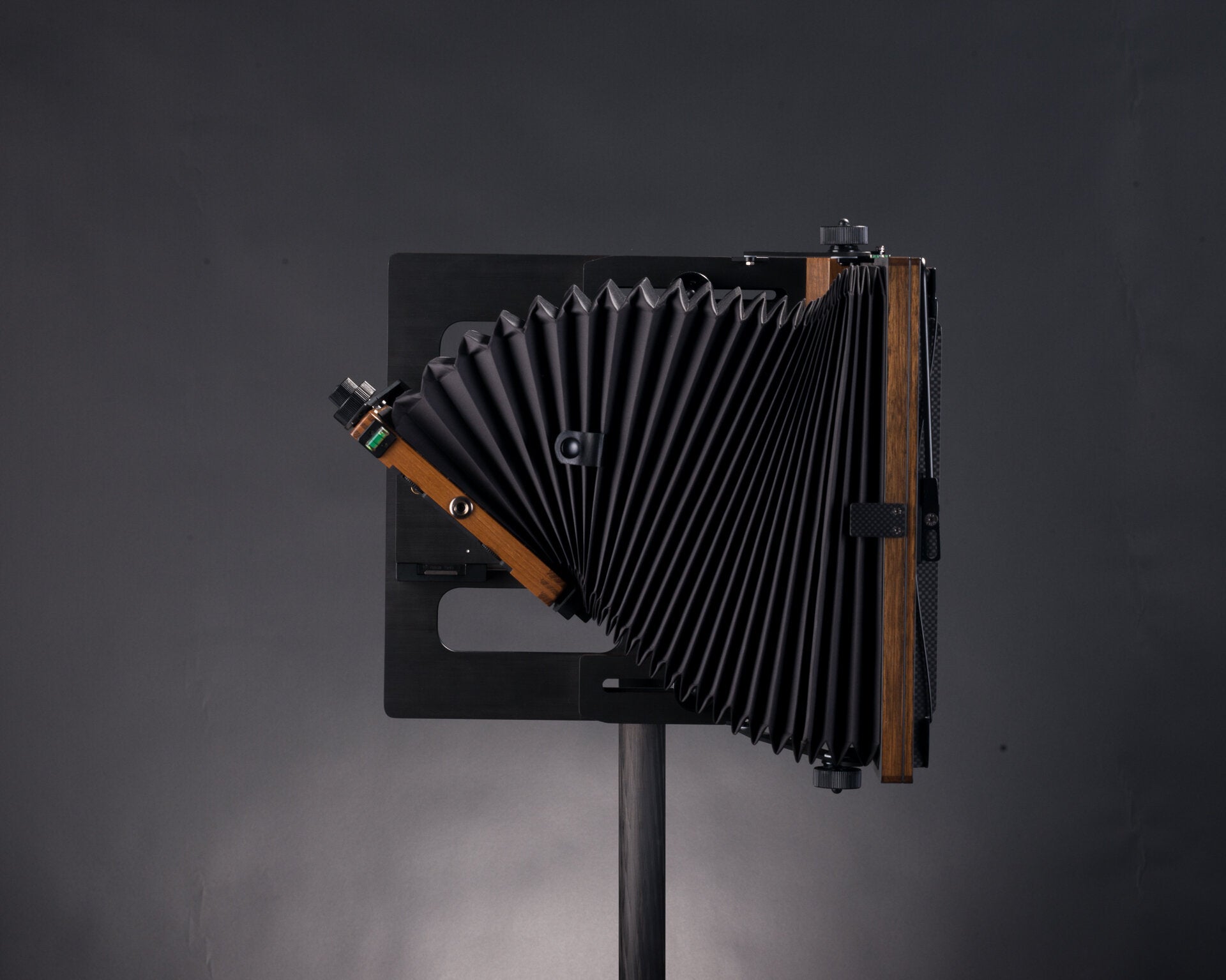 CHAMONIX 810AV ALPINIST Vertical Format 8x10" View Camera-Large Format Cameras-Kudos Cameras